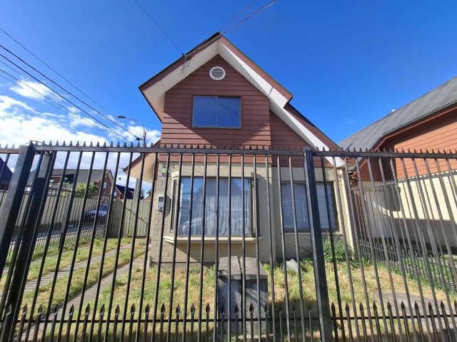 Arriendo cómoda casa en Villa los Arquitectos