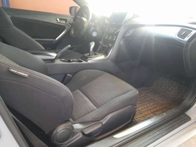 Hyundai genesis 2.0 2013