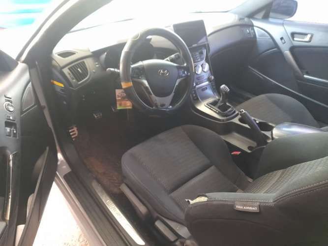Hyundai genesis 2.0 2013