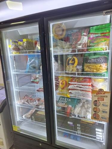 SE VENDE MAQUINARÍA Y MERCADERIA PARA INICIACIÓN DE MINIMARKET