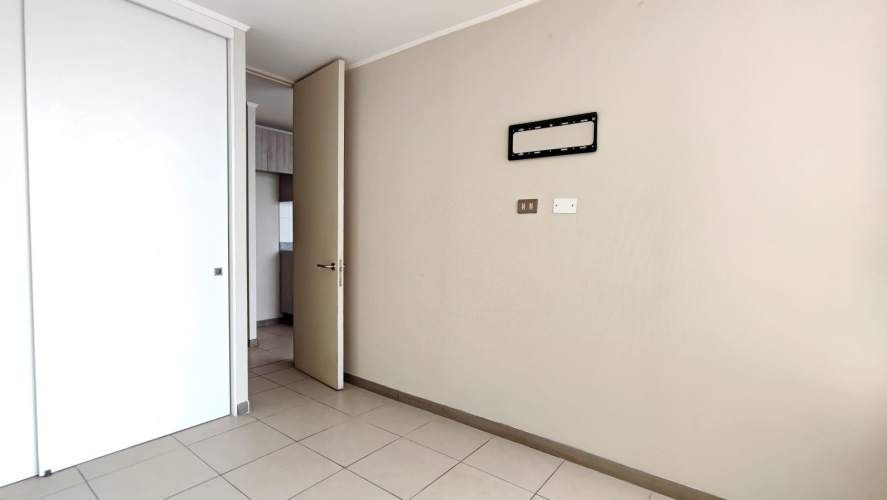 Chiloe 1221 (1 Est ) [1024-3]