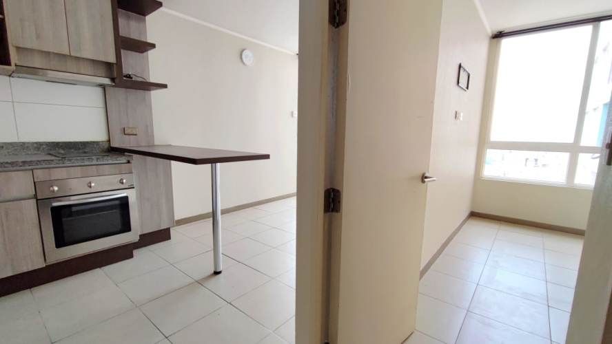 Chiloe 1221 (1 Est ) [1024-3]