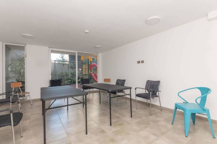 Las Enredaderas 2118 (1 Est /1 Bod) [1556-3]