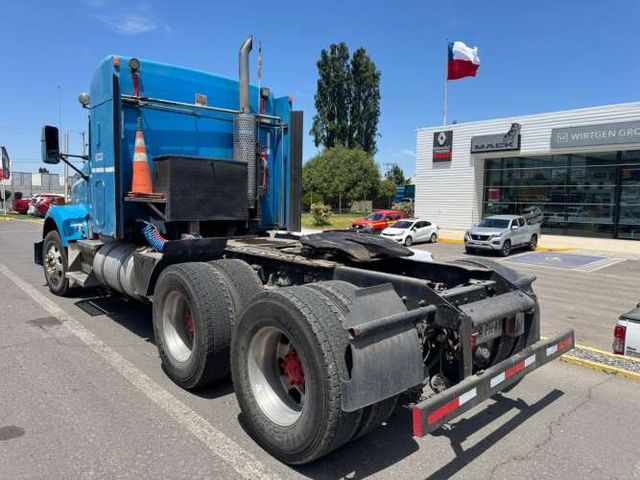 Kenworth T800 6x4  año 2012