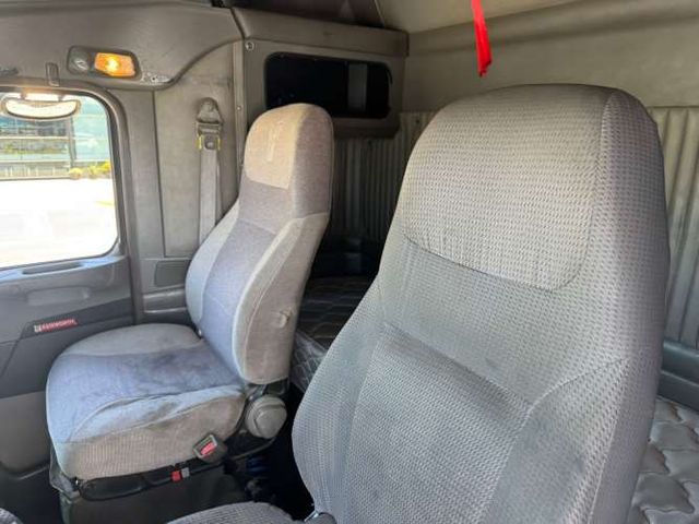 Kenworth T800 6x4  año 2012