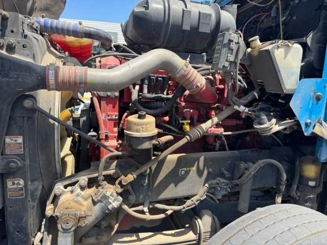 Kenworth T800 6x4  año 2012