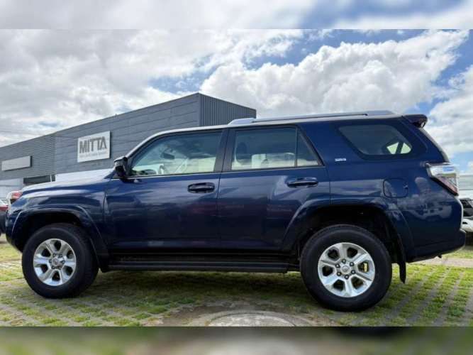 TOYOTA 4RUNNER  2024