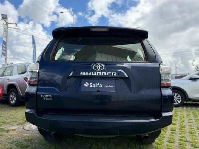 TOYOTA 4RUNNER  2024
