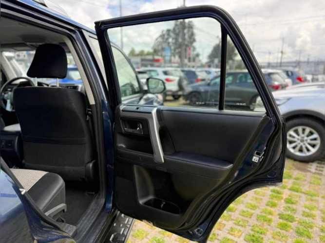 TOYOTA 4RUNNER  2024