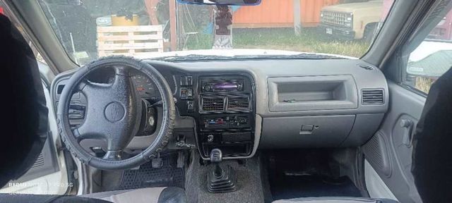 Chevrolet LUV 1998 2.3 Inyectada – Buen Estado, Mantenciones al Día