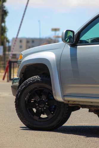 CHEVROLET COLORADO Z71 4x4
