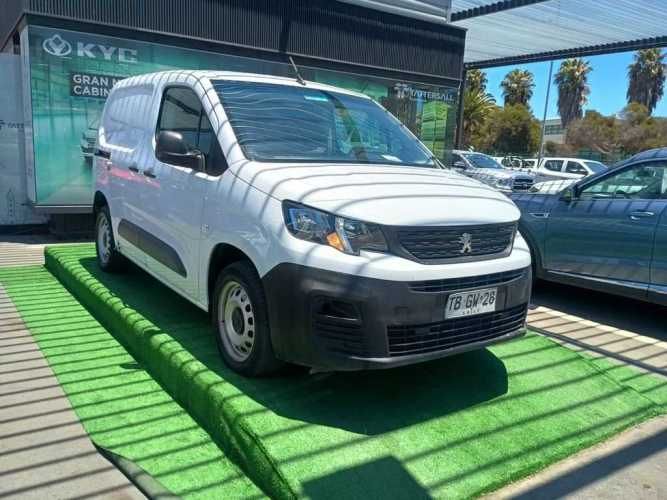 PEUGEOT PARTNER 2024