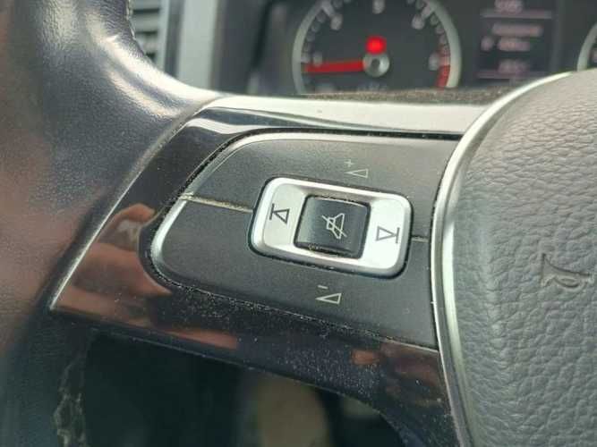 VOLKSWAGEN AMAROK 2022