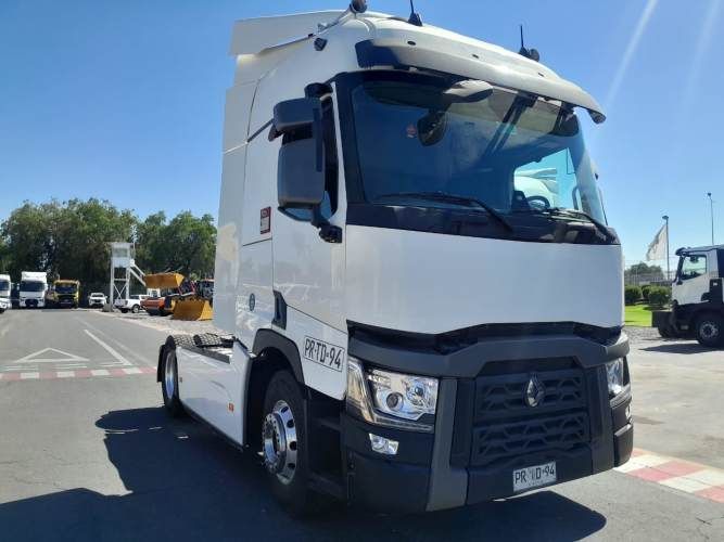 T480  4x2      Tracto camión  Renault