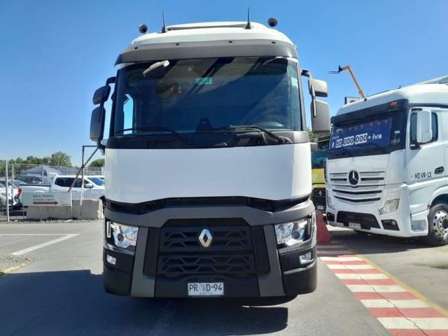 T480  4x2      Tracto camión  Renault