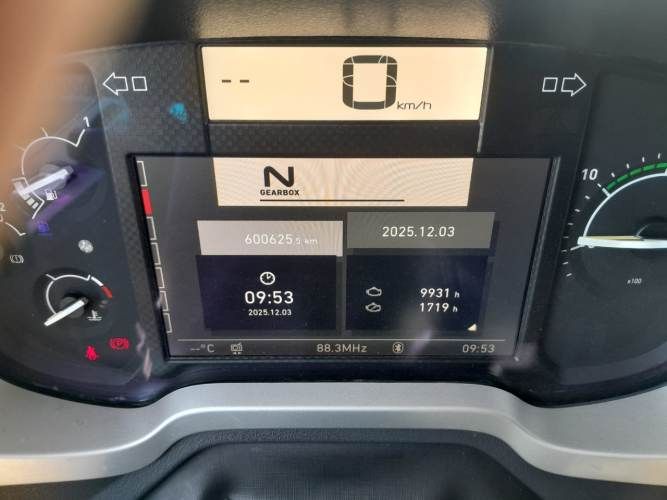 T480  4x2      Tracto camión  Renault