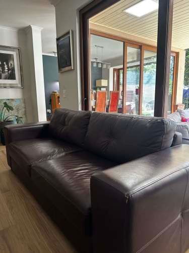 Sofá Cuero Rosen 3 cuerpos