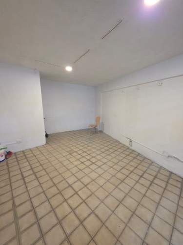 Arrienda local comercial Galeria Trespalacios