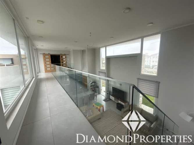 CASA Enrique Abbott, Serena Golf