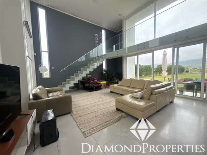 CASA Enrique Abbott, Serena Golf