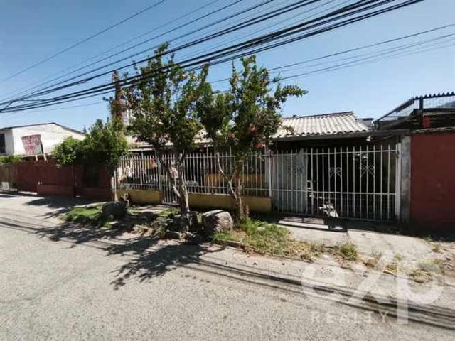 CASA Nueva Uno / Av. Departamental