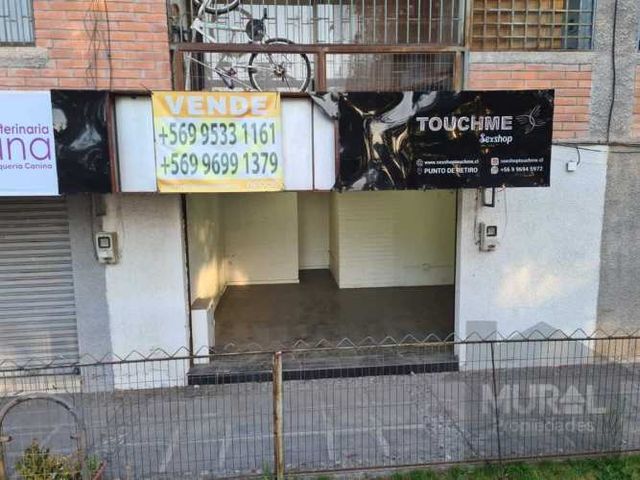 BODEGA SANCHEZ FONTECILLA ENTRE LAS PARCELAS Y GRECIA