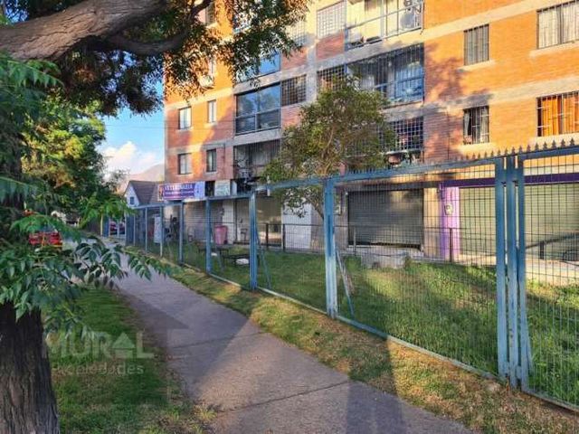 BODEGA SANCHEZ FONTECILLA ENTRE LAS PARCELAS Y GRECIA