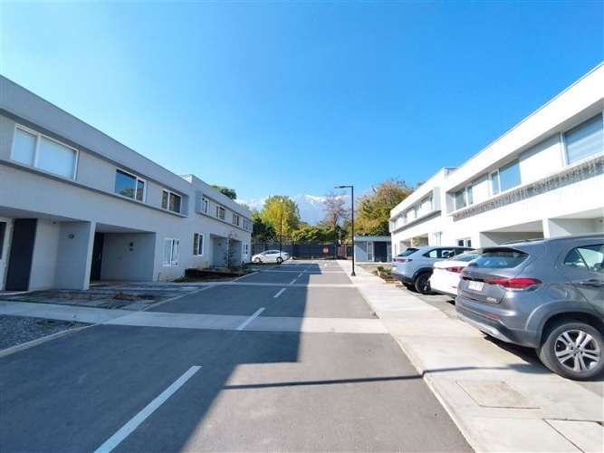 CASA Alto Macul Lo cañas