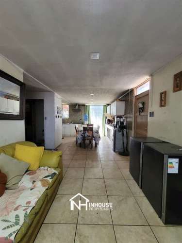 CASA Casa Villa Parque Alameda / A pasos de Estación Metro Las Rejas (L1)