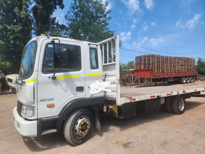 Camión Hyundai HD120 Carrocería Plana, Impecable 2015
