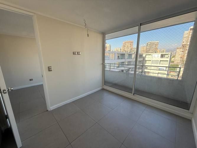 SE ARRIENDA DP 2D2B EN METRO SANTA LUCIA