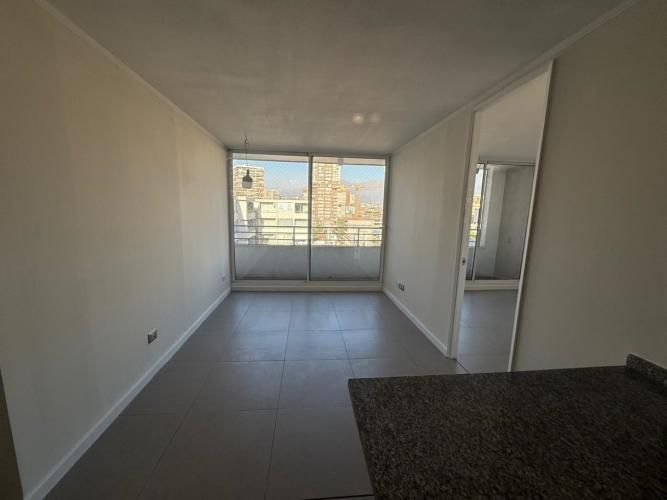 SE ARRIENDA DP 2D2B EN METRO SANTA LUCIA