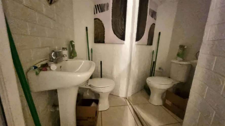 LOCAL COMERCIAL Metro Los Leones