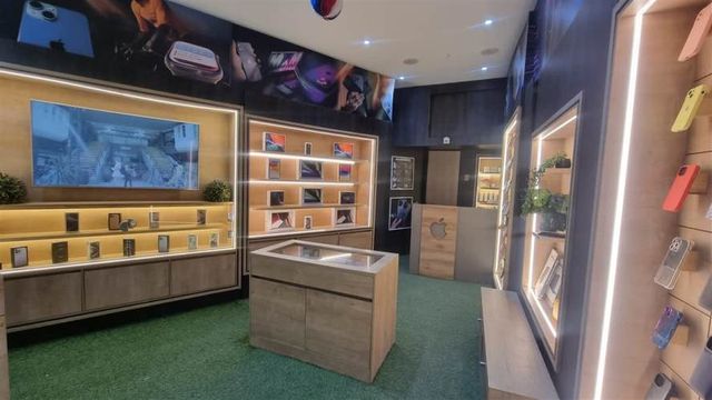 LOCAL COMERCIAL Metro Los Leones