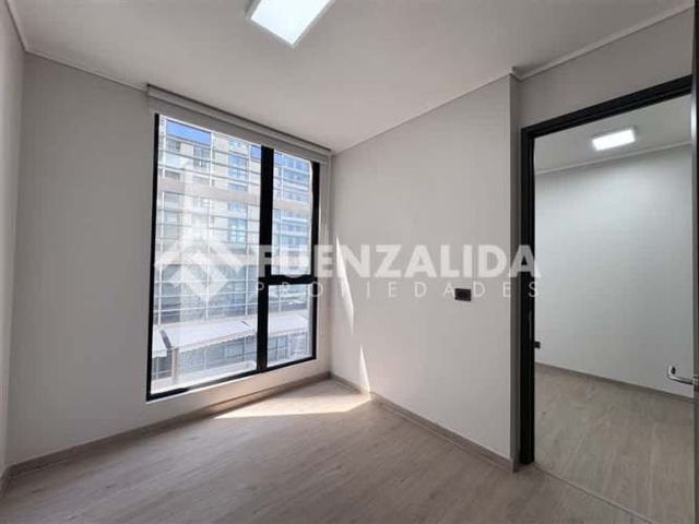 OFICINA Metro Pedro de Valdivia