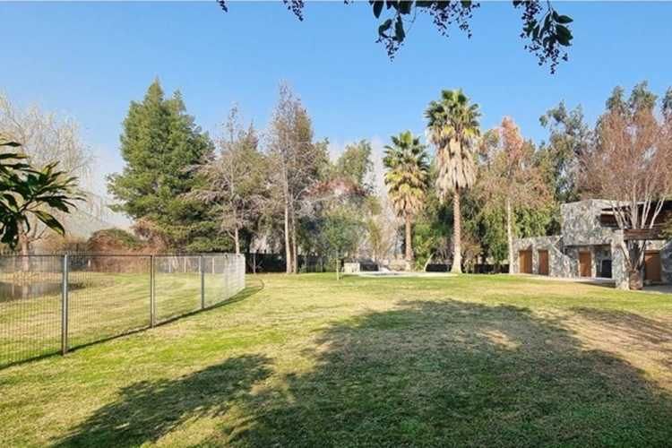 Maravillosa casa con laguna, lujo y naturaleza