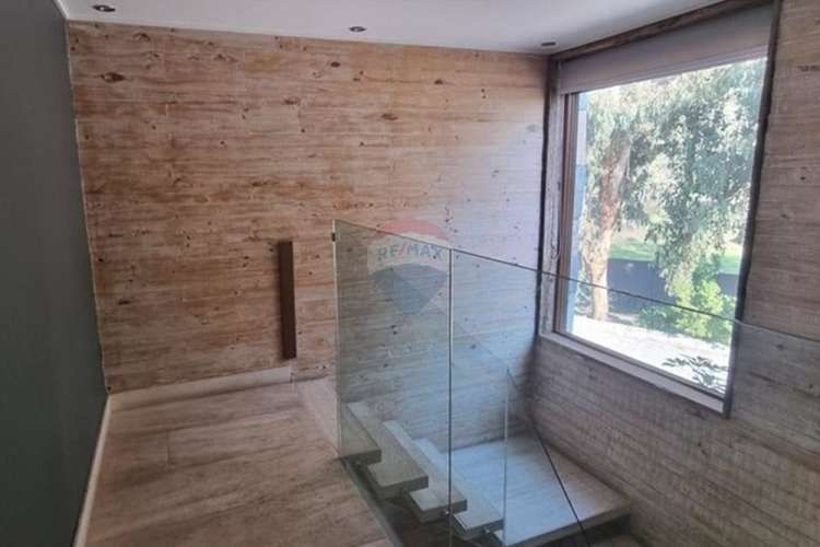 Maravillosa casa con laguna, lujo y naturaleza