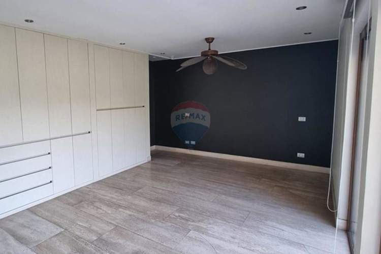 Maravillosa casa con laguna, lujo y naturaleza