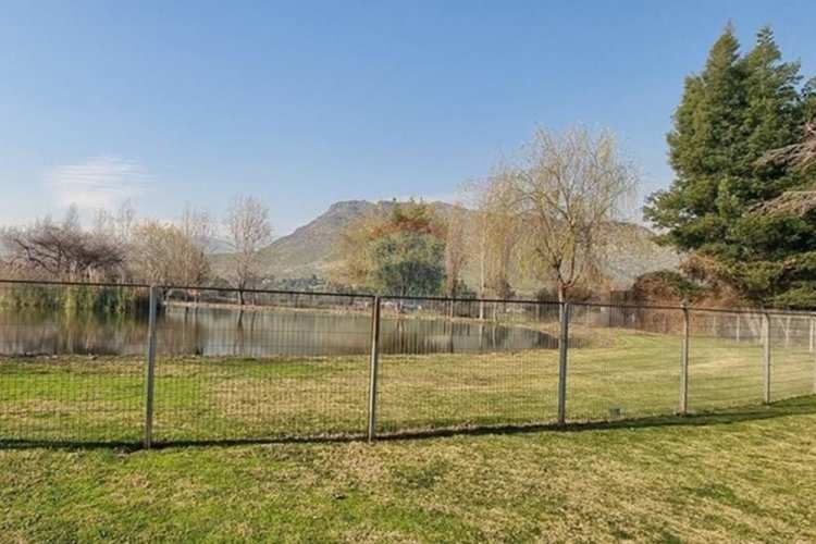 Maravillosa casa con laguna, lujo y naturaleza