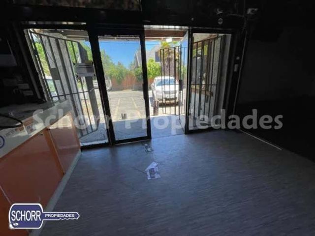 LOCAL COMERCIAL Parque Universitario, 36 Oriente con 3 Norte