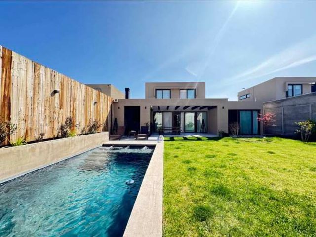 ARRIENDO   ABONADO AL PIE CON COMPROMISO DE COMPRA