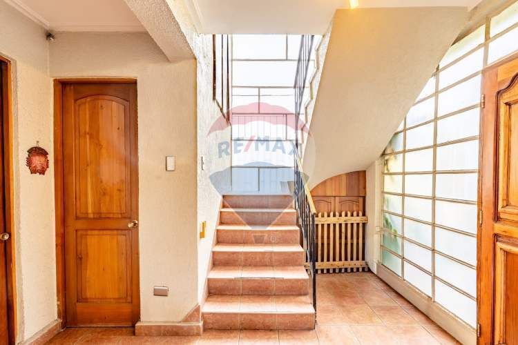 Casa con estilo arquitectónico renovada