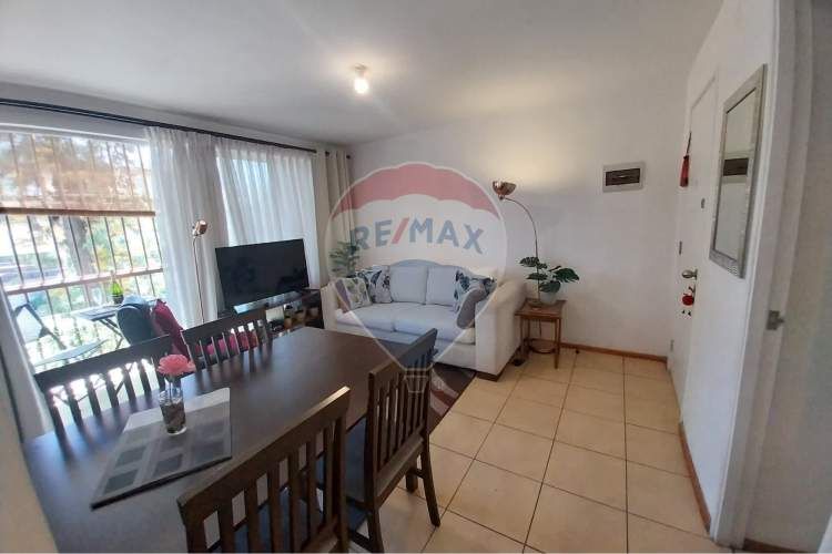 Vive en sector tranquilo con excelente conectivdad