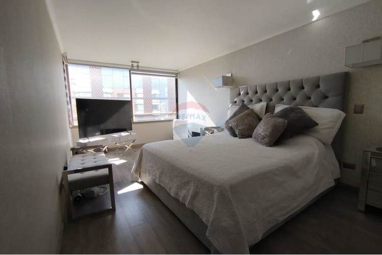 Depto de 4d, 4b, 2e, 2b,  terraza. las condes.