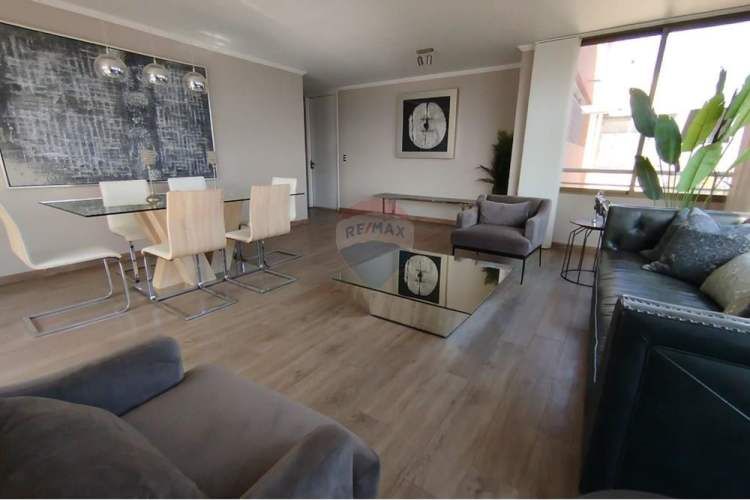 Depto de 4d, 4b, 2e, 2b,  terraza. las condes.