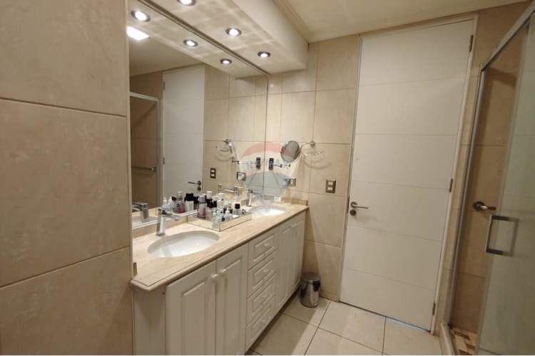 Depto de 4d, 4b, 2e, 2b,  terraza. las condes.