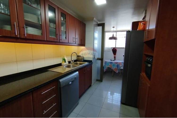 Depto de 4d, 4b, 2e, 2b,  terraza. las condes.