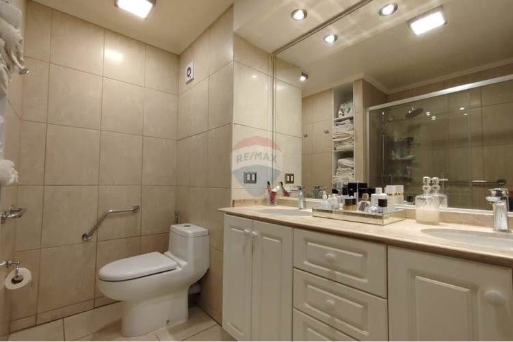 Depto de 4d, 4b, 2e, 2b,  terraza. las condes.