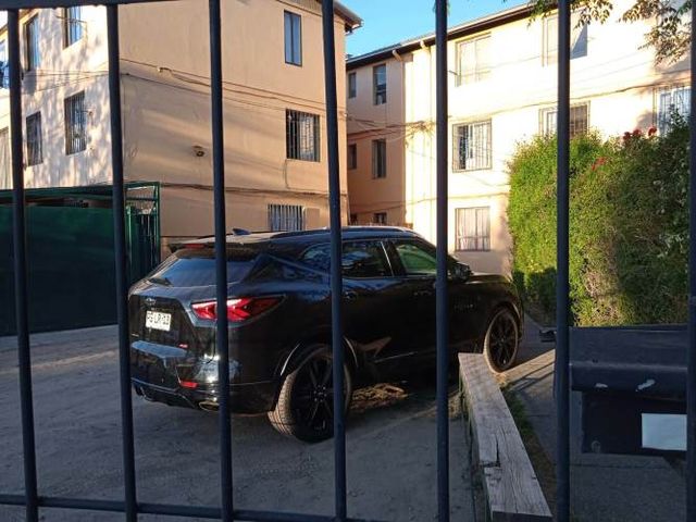 CERCANO A MALL VESPUCIO, TRES LINEAS DE METRO, CONSULTORIO