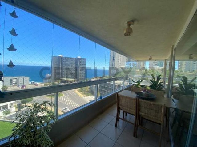 Amplio e iluminado departamento Costa de Montemar